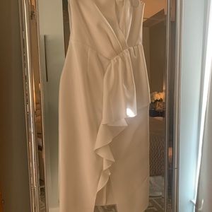ELLIATT reception dress in ivory size M